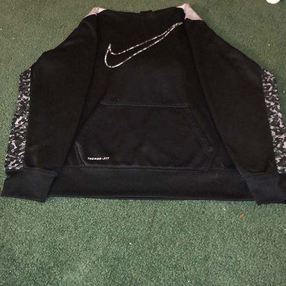 Nike, Therma Fit, Hoodie - Picture 1 of 2